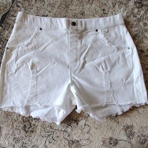 Shredded High Waist Shorts